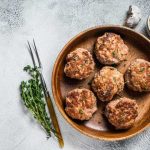 Gehaktballen bakken